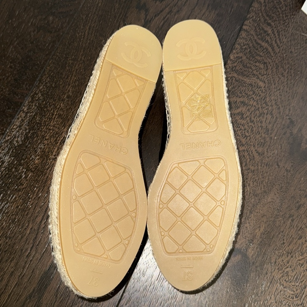 Chanel Black Espadrille Flats - Picture 4 of 13